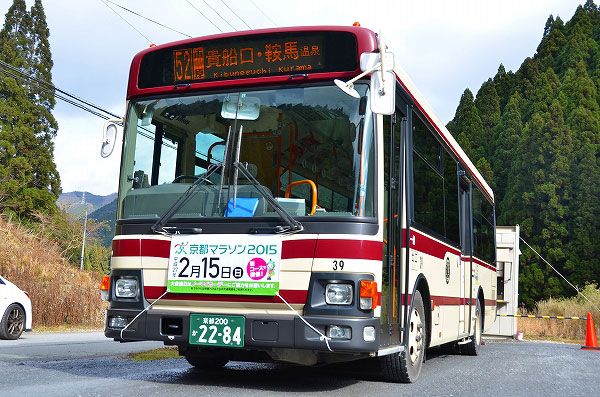 路線バスのLED行先表示器がついにカラー化 なぜこれまで存在しなかった