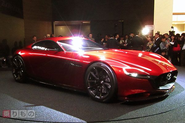 マツダRX-VISION、なぜそれほど注目されるのか 自動車ファンの