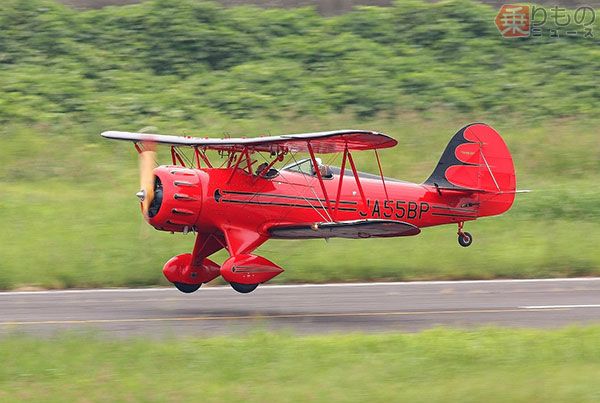 貴重！戦前の複葉機と二人のパイロットの写真です。当時のものです