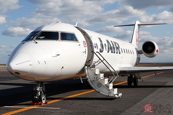 姿消すJALグループ最小ジェット機CRJ200 じゃじゃ馬、軍用機エンジン…関係者は語る（写真55枚） | 乗りものニュース