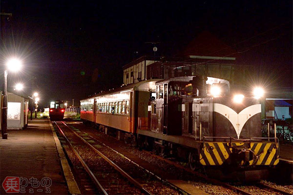 夜行急行能登、津軽案内板　まるも 夜行急行能登、津軽案内板 まるも 夜行急行能登、津軽案内板 まるも