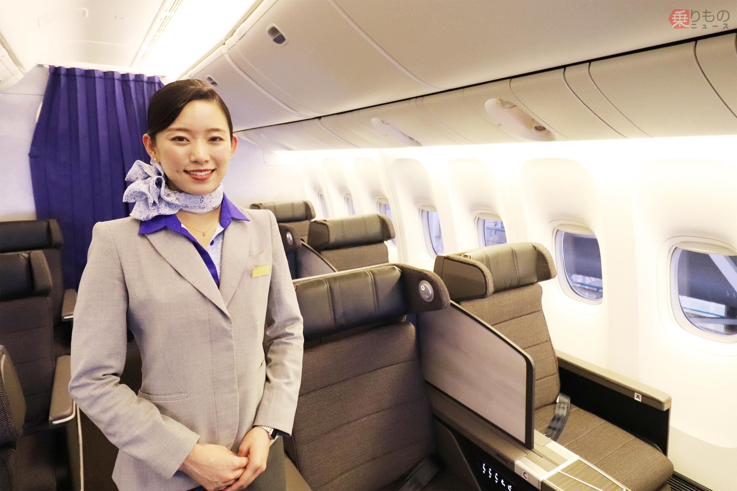 新仕様のANA国内線用「ボーイング777-200」登場！ 全席モニター 細部に