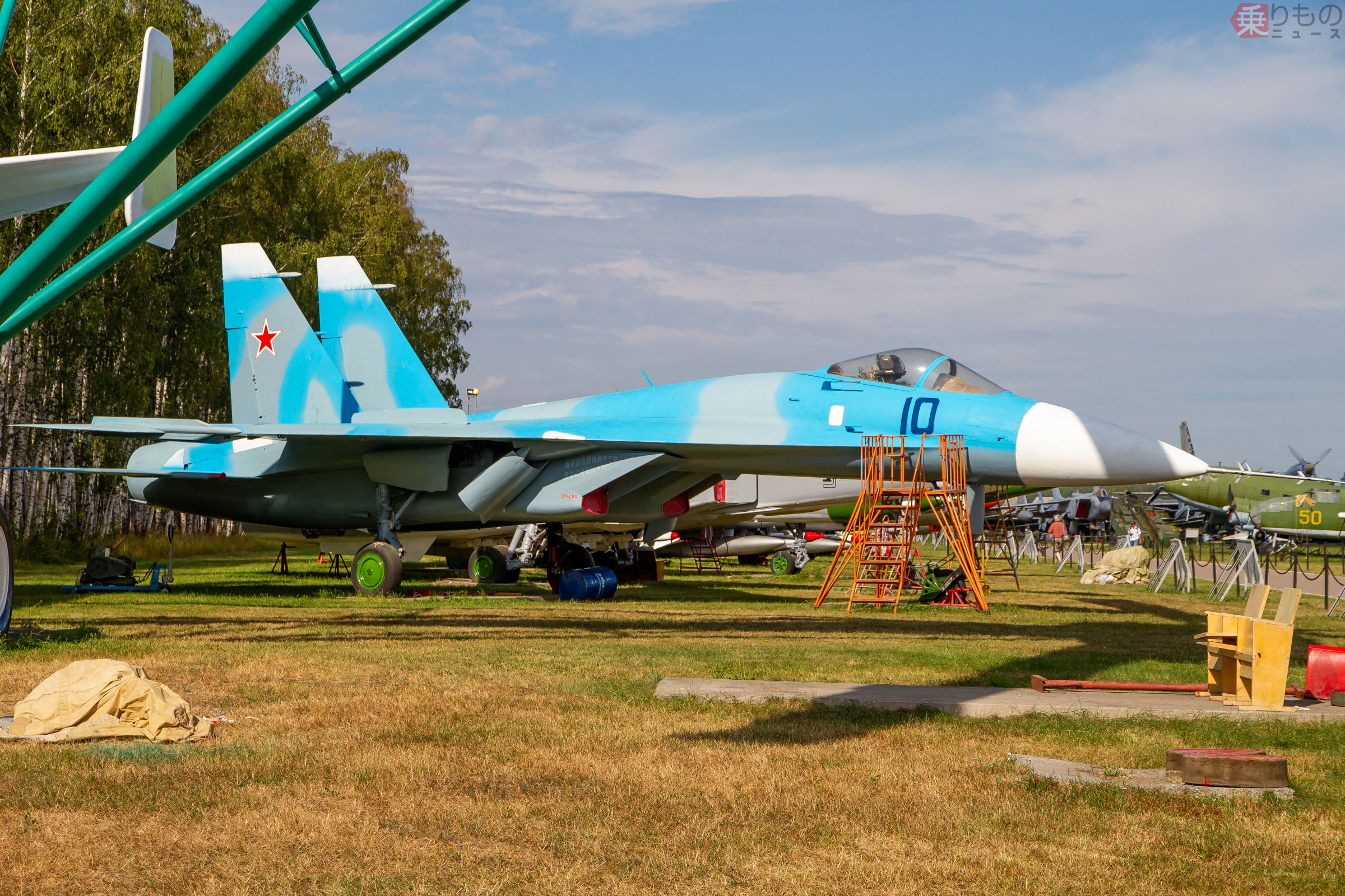 ひどい欠陥機だったソ連のSu-27戦闘機「フランカー」 命がけの再設計