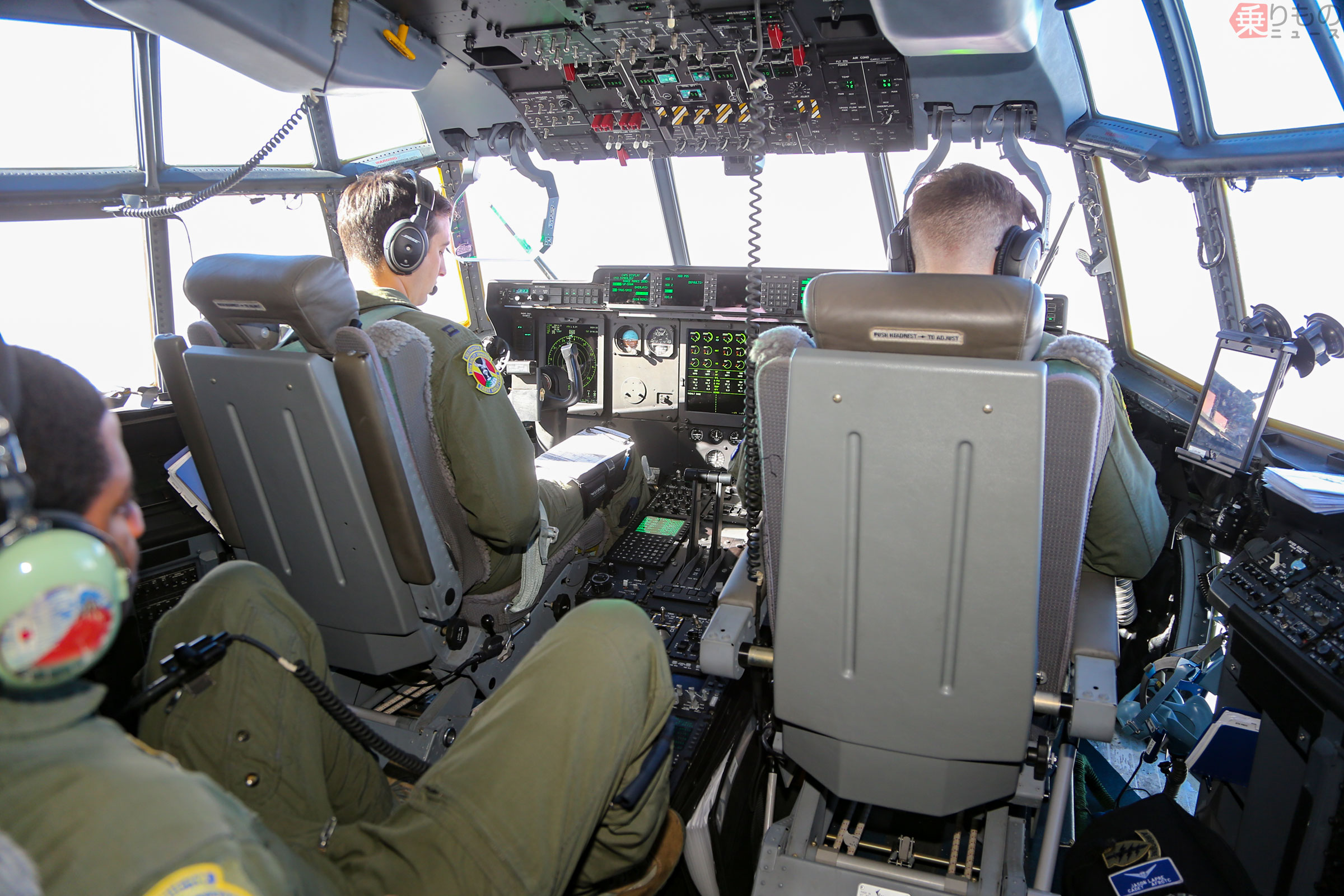 詳細不明 日本軍 航空機 戦闘機 シート 操縦席 座席 パイロット 実物 可動 詳細不明 日本軍 航空機 戦闘機 シート 操縦席 座席 パイロット