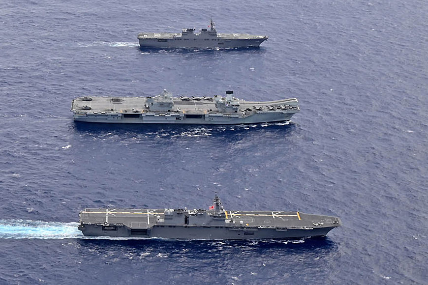 ナ*ラ様 イギリス海軍 空母打撃群 アメリカ海軍 バージニア イリノイ