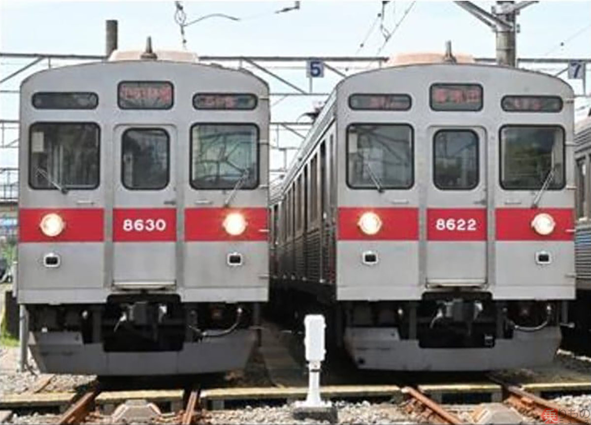 東急8500系引退記念ネクタイピン 　2個セット Amazon.co.jp: 東急電鉄 8500系 赤帯 3色帯 ネクタイピン セット