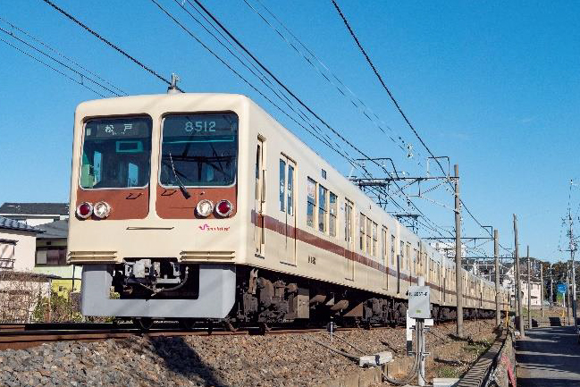 くぬぎ山の狸」こと新京成8000形が引退 記念イベント第1弾は記念
