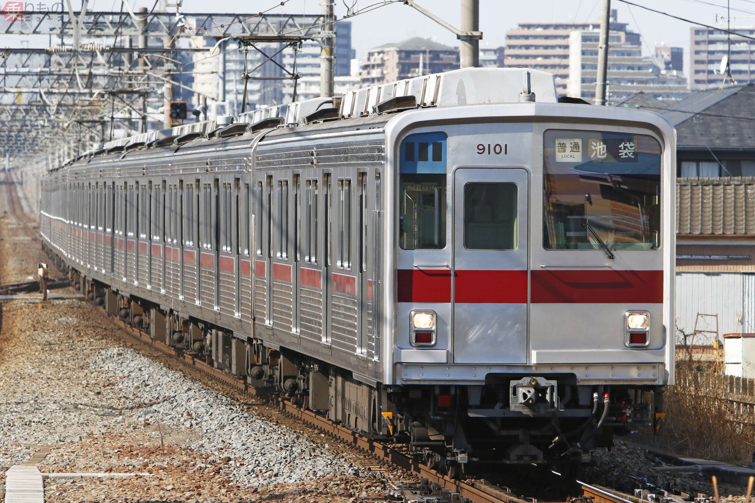 東武初のオールステンレス車両 「9000型」が就役40周年 台紙付き