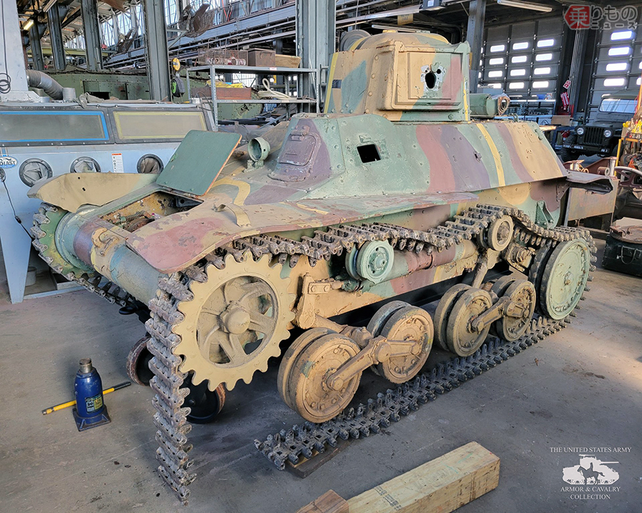 アメリカ本土の旧軍「九七式軽装甲車」雨ざらしのボロボロ状態から丹念