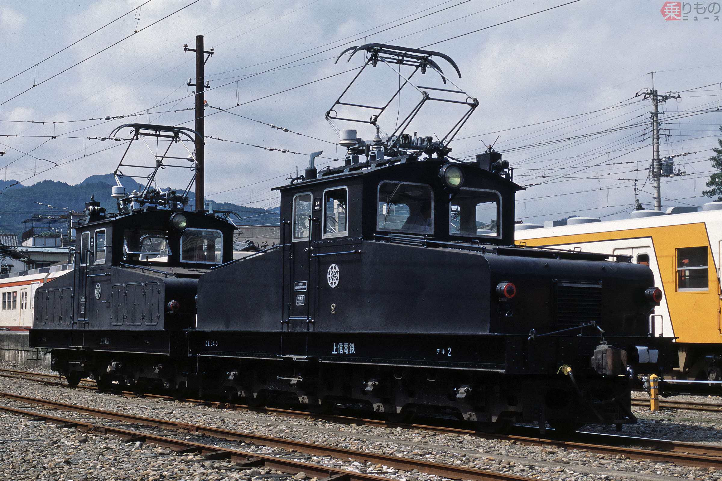 上信電鉄の「デキ」動く！ 国内最古級98歳の電気機関車 独シーメンス製