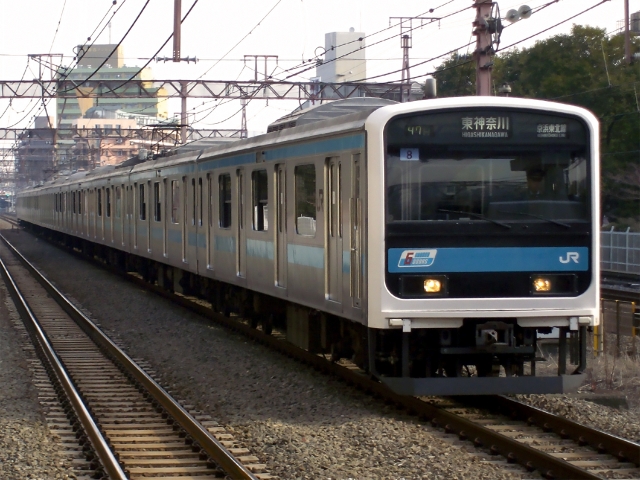 209系電車がデビューした日 京浜東北線に登場した新世代車両