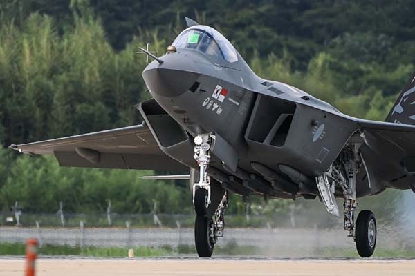 油ろ過機 韓国製 2021年 韓国初の国産戦闘機「KF-21」どんな機体？ 米の第5世代戦闘機に