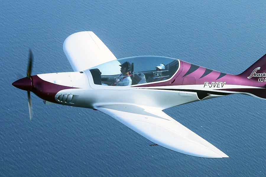 日本も飛行OKに 軽量スポーツ機「LSA」の課題 国の通達ほぼ形