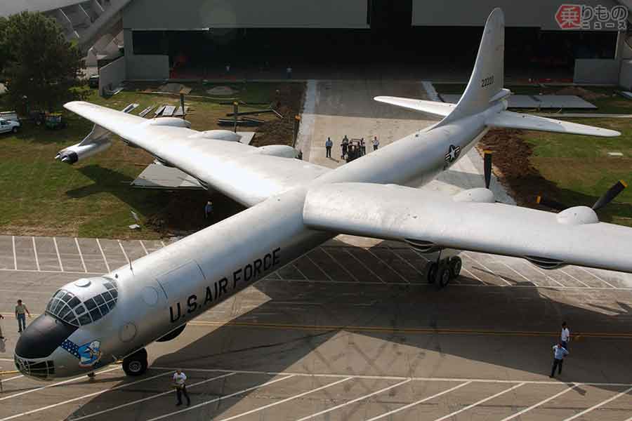 米澤玩具制　ブリキ飛行機　B-36CONVAIR 大型規格外 米澤玩具制 ブリキ飛行機 B-36CONVAIR 大型規格外