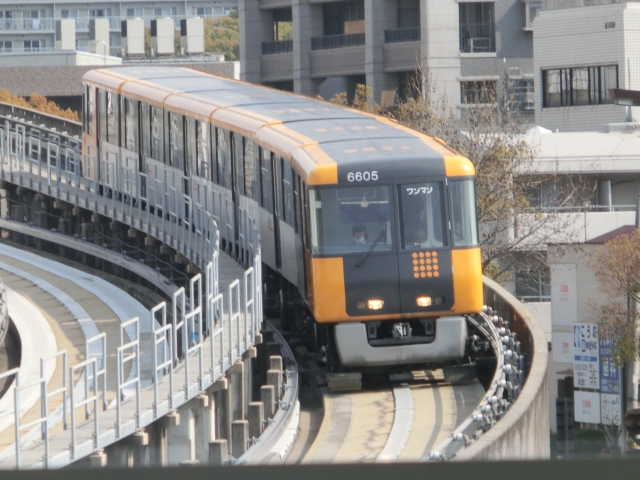 値下げ可能）アストラライン 列車デザイン 時計 値下げ可能）アストラライン 列車デザイン 時計 Amazon