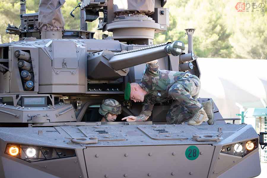 フランス軍外人部隊 赤ワイン 2023 ffr129-000_Del441162_thum.jpg