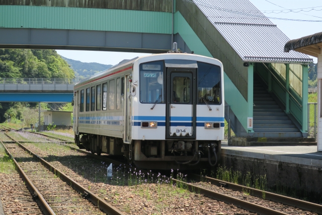 三江線が全通した日 建設期間のほうが長かった”閑散路線” -1975.8.31