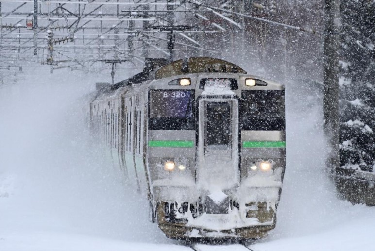 北海道の雪 大雪対策”ガチ強化”へ JR北海道 昨冬の”札幌圏全滅”反省活かし