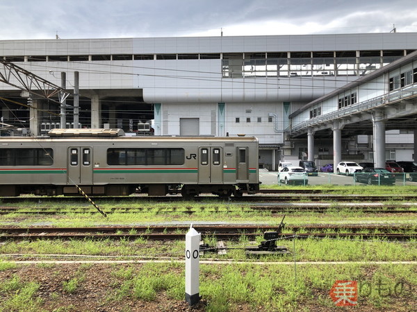 画像ギャラリー | 奥羽本線の秘境駅「板谷駅・大沢駅」冬季通過へ かつての連続スイッチバック区間 | 乗りものニュース