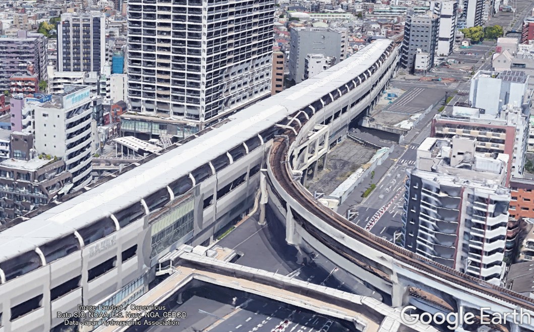 画像ギャラリー | まるで要塞「2層構造の高架駅」増加中 路線別vs方向別 なかには「個性派」も!? | 乗りものニュース
