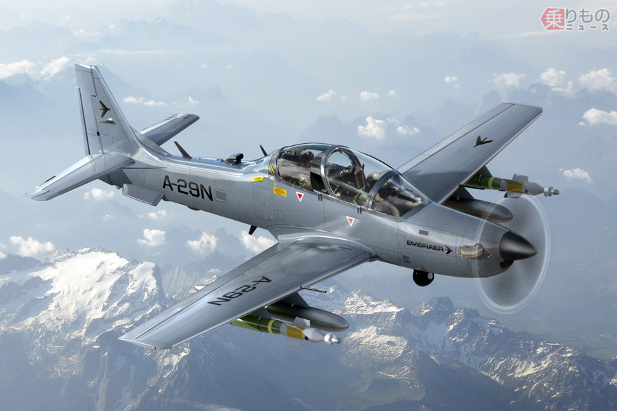 格安!? エンブラエルがNATO仕様の新型攻撃機を発表 対テロから飛行訓練