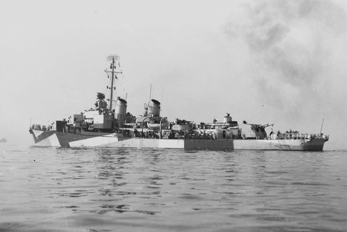 船体は真っ二つ… アメリカ軍駆逐艦みつかる 特攻専用機「桜花 船体は真っ二つ… アメリカ軍駆逐艦みつかる 特攻専用機「桜花