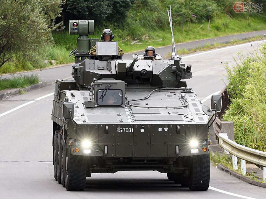 量産目前か? 自衛隊テスト中の新型戦闘車両を九州で発見! グルリと見てみた | 乗りものニュース