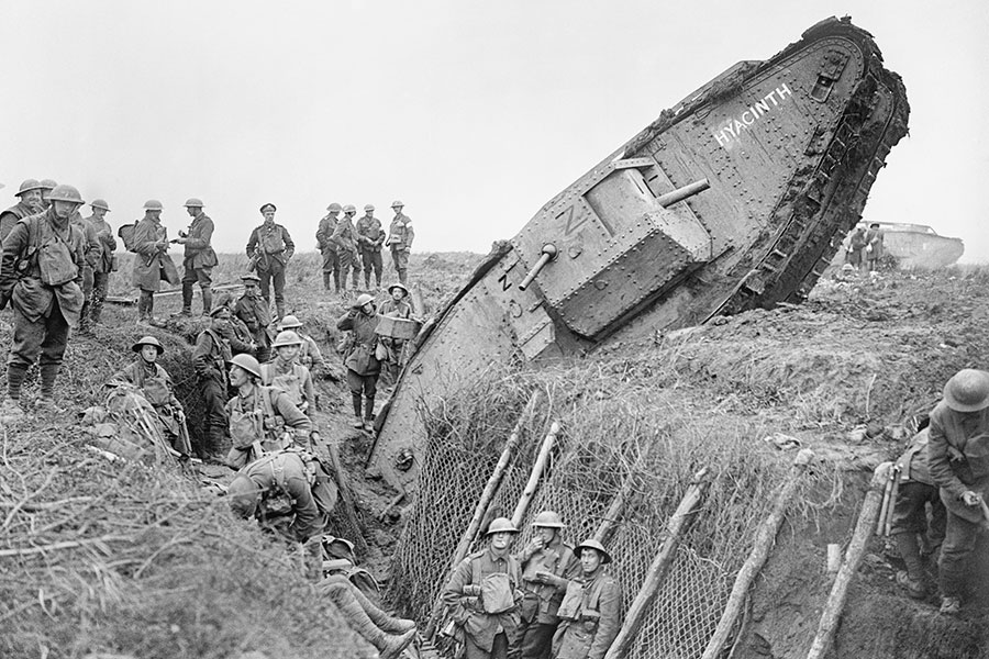 100年経っても変わらぬ「戦車の弱点」 史上初の戦車集中戦「カンブレー