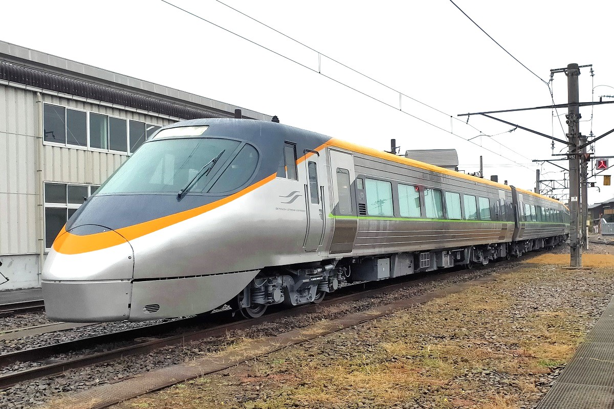 新車並み、いや新車以上!? JR四国の“顔”8000系特急リニューアル