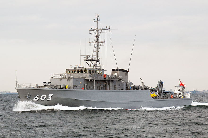 え、木でできてるの!? 最後の“木造自衛艦”を海自公式が公開 なんで丈夫