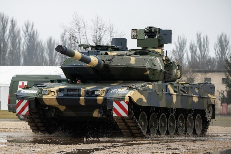 世界最先端だ！」ハンガリー待望の新戦車が引き渡し 調達数は？ | 乗り