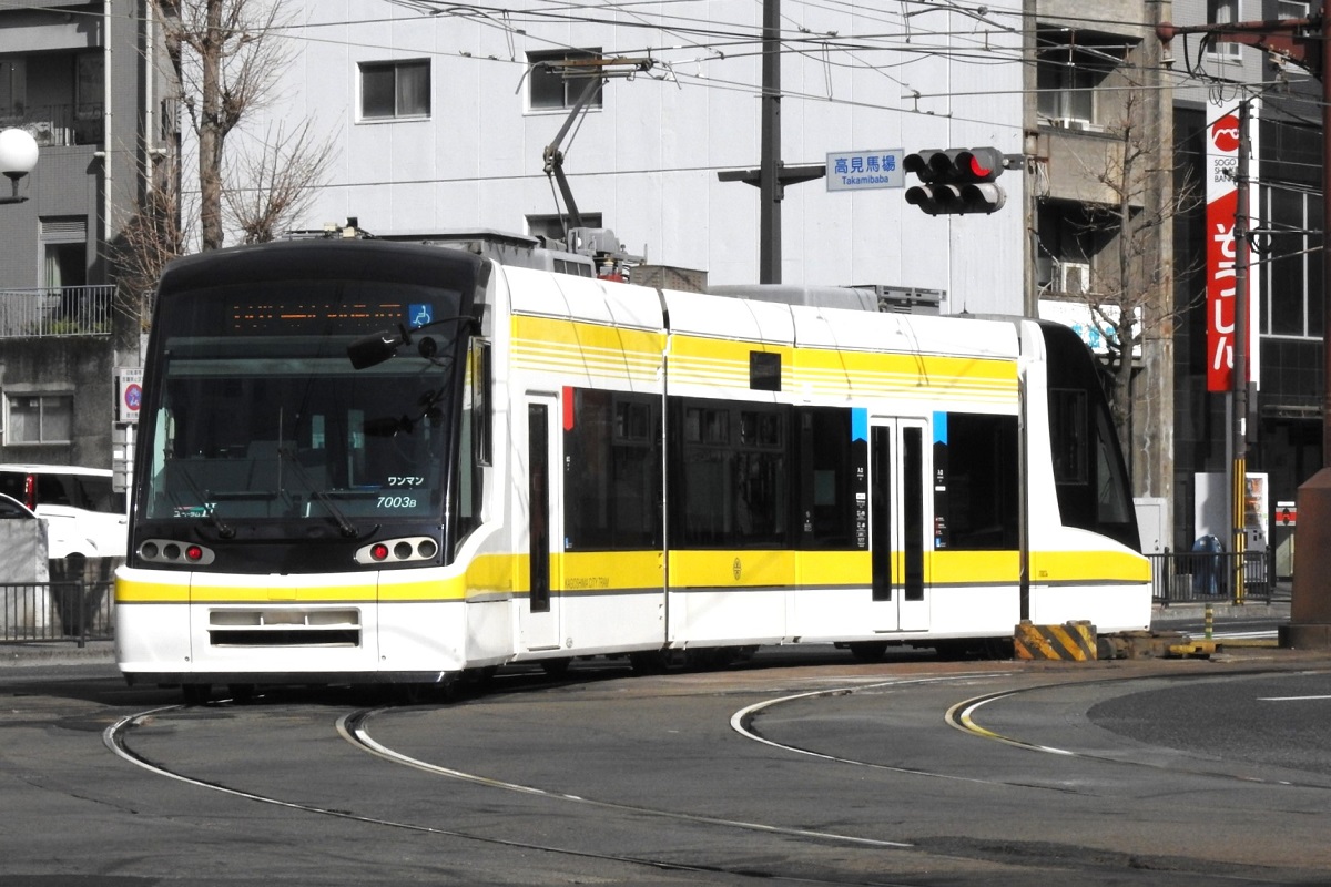 日本最南端の路面電車に「ディズニー仕様」登場！ 会えたら強運 1本