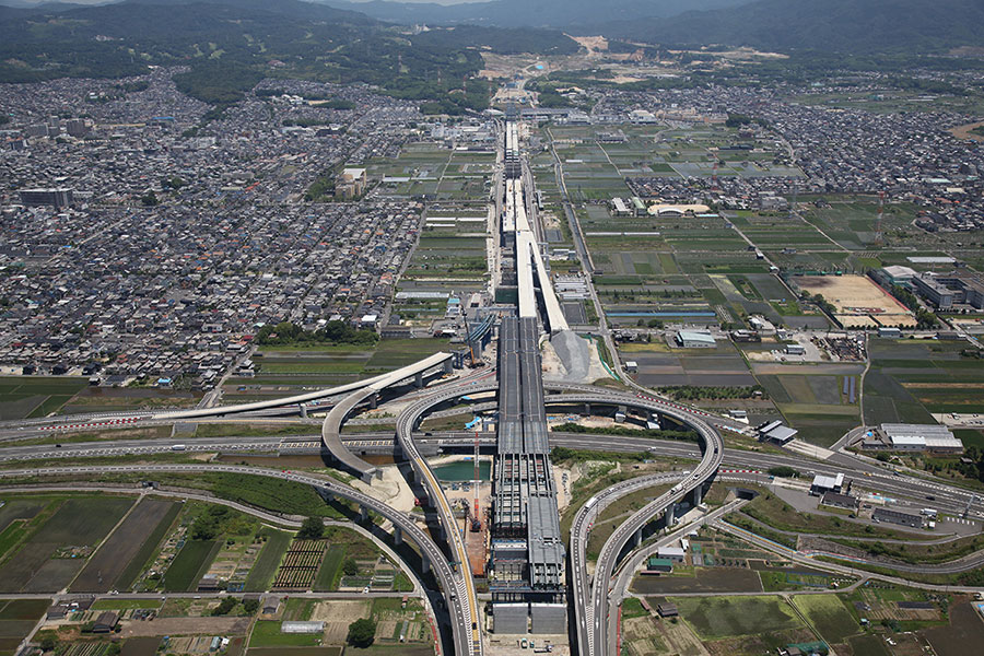 新名神」開通延期へ 滋賀～京都 2024年度は「困難」 工事遅れなぜ