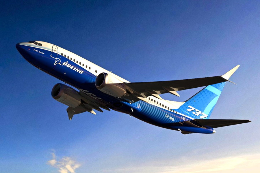 ボーイング存続に黄色信号？「737MAX」あわや大惨事に航空会社が