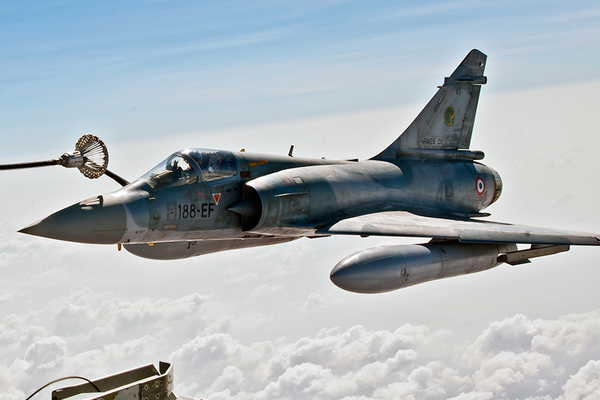 フランス空軍 戦闘機 ダッソー ミラージュ IIIE タグ ディスプレイ グレー ミラージュ2000 (戦闘機) - Wikipedia