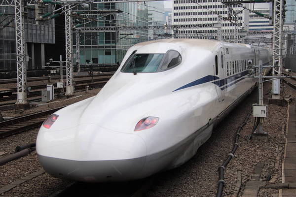 新幹線愛称版　ひかり&こだま I escaped from the others all the way to Nishi-Akashi!] I