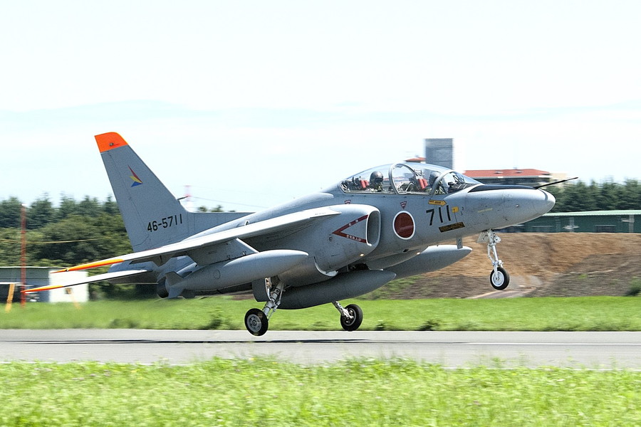 Amazon | ハセガワ 1/48 川崎 T-4 “航空自衛隊 #PT17