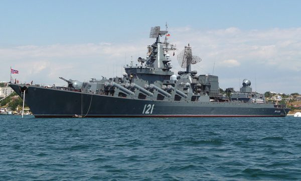 ロシア黒海艦隊の旗艦「モスクワ」撃沈から2年「敵は反撃できると思っていなかった」ウ軍報道官が当時の状況明かす | 乗りものニュース