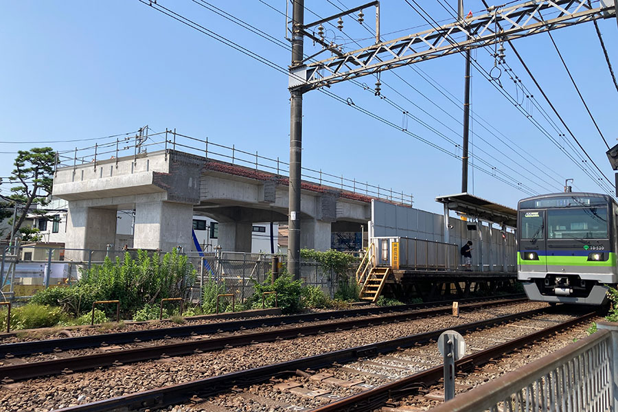 【'13-'15年ダイヤ】京王電鉄 アクリル路線図 海側山側セット 鉄道廃品 京王線 地図上の路線図と駅一覧 (京王電鉄) - 駅ずかん