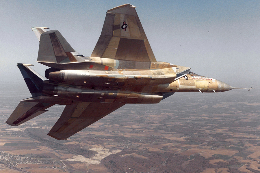 全裸のイーグル”ついに一般公開へ！ F-15が最強であることをアピール