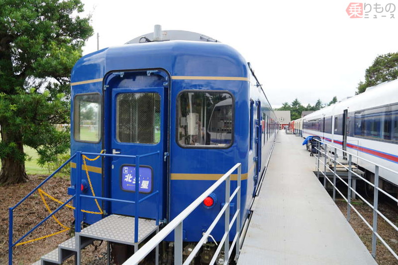 3022C 北斗星 開放B寝台「オハネフ25-0、200（東）」カーテン