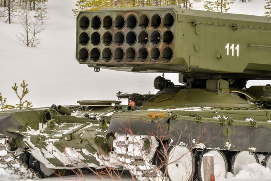 ロシア軍の「最凶車両」真後ろから忍び寄る“刺客”に撃破される