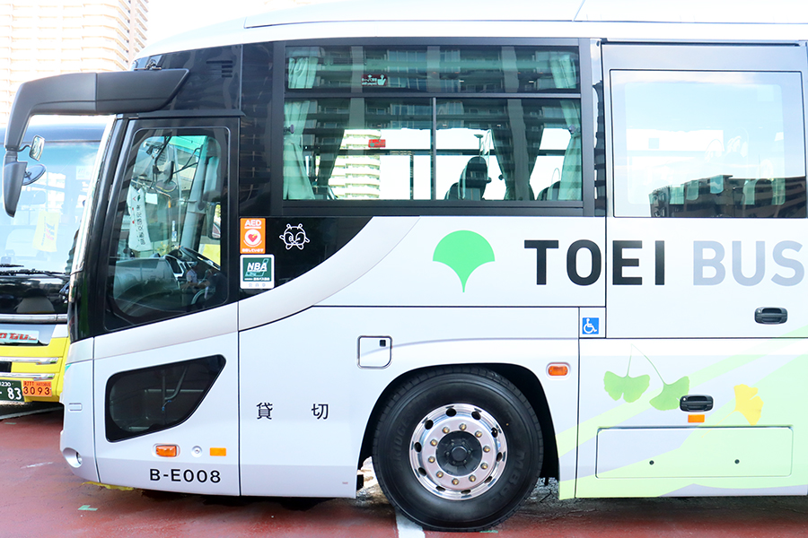 1400台中たった3台!? 激レア「都営観光バス」は一体どう使われている