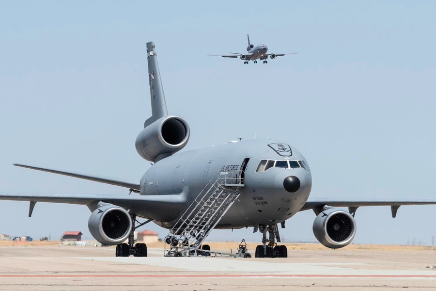 画像ギャラリー | アメリカ軍史上「最大の空中給油機」ついに