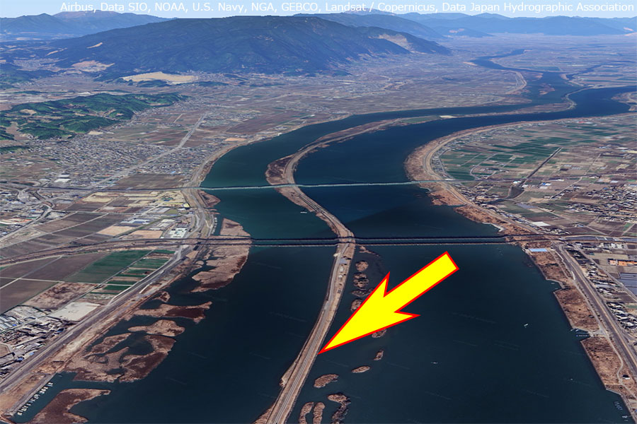 これ道？“川のど真ん中”だけど…」 走ってみたら“奇景”でした ただヨソ