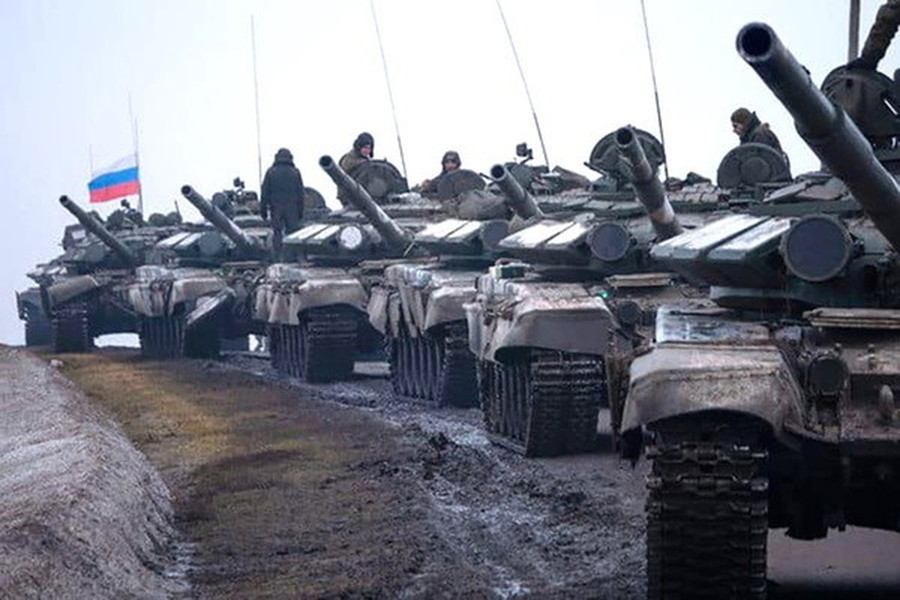ロシア軍の損害が「とんでもない水準」に？ 死傷者が “最高記録”更新か 英国防省が要因を指摘 | 乗りものニュース