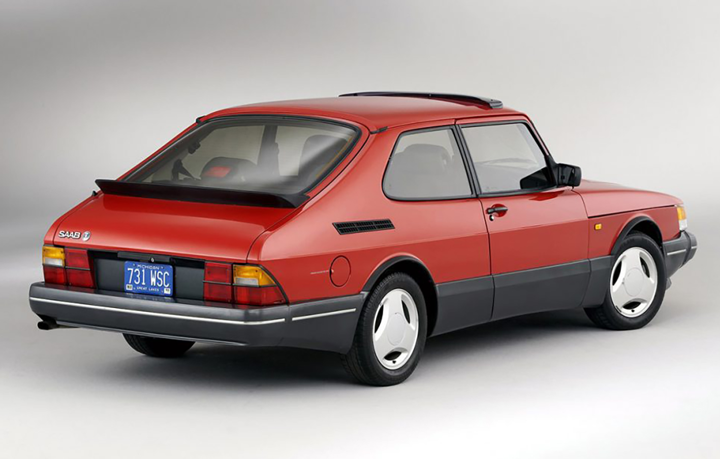 北欧メーカー」がいつの間にやら「中国企業」に SAABのクルマ“涙の消滅