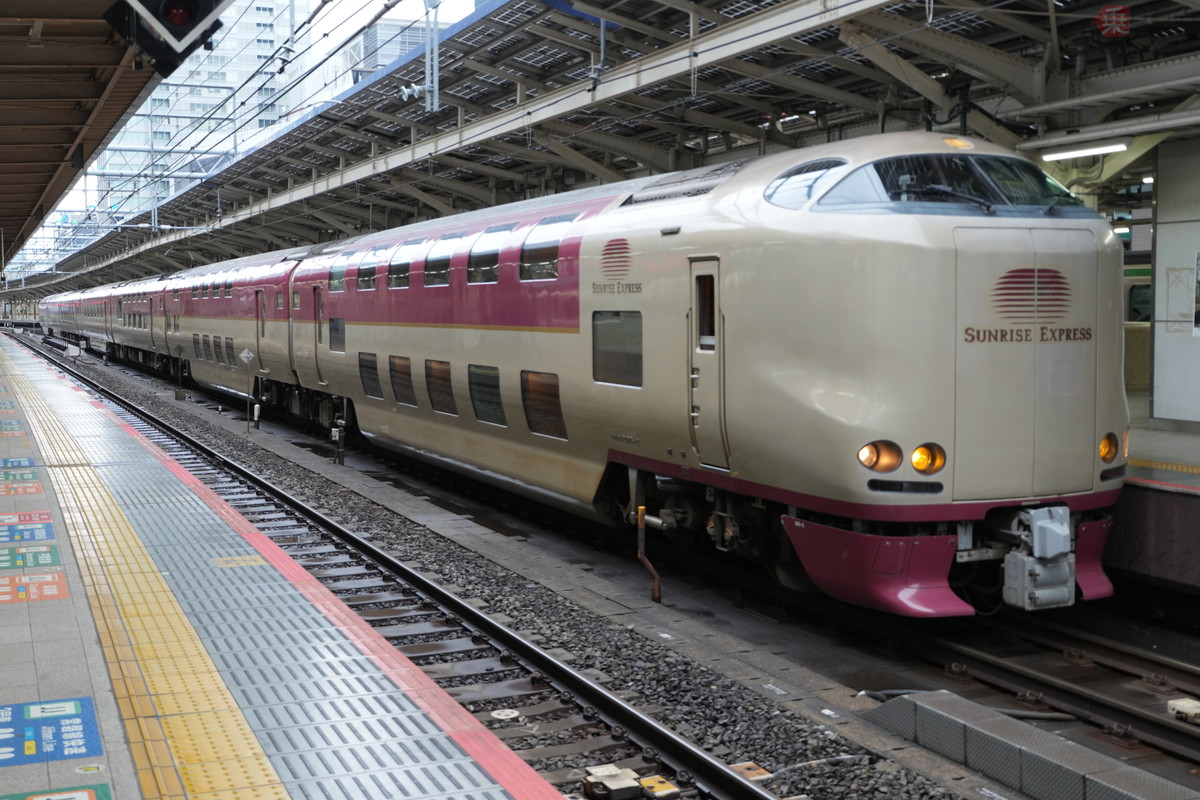 8月11日「祝日・木曜日」寝台特急サンライズ出雲号 東京→出雲市 B寝台サンライズツイン 喫煙個室 2名 - 乗車券、交通券