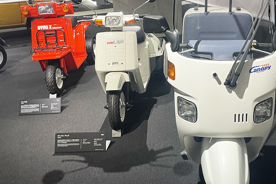 なんじゃこりゃ!?」な奇抜車がどうして“40年ベストセラー”に？ ホンダの「ザ・配達バイク」のスゴさを今こそ称えたい！ | 乗りものニュース