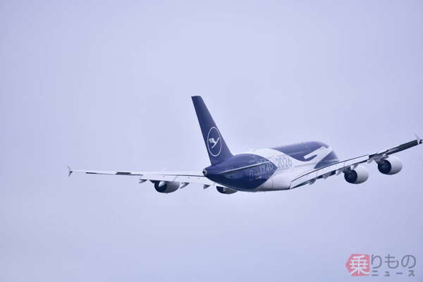 画像ギャラリー | 成田空港に「激レア超巨大怪鳥機」異例の降臨でSNS